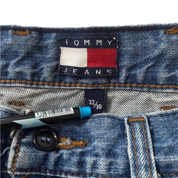 Tommy Hilfiger jeans. Size 32/30 - Picture 2 of 8